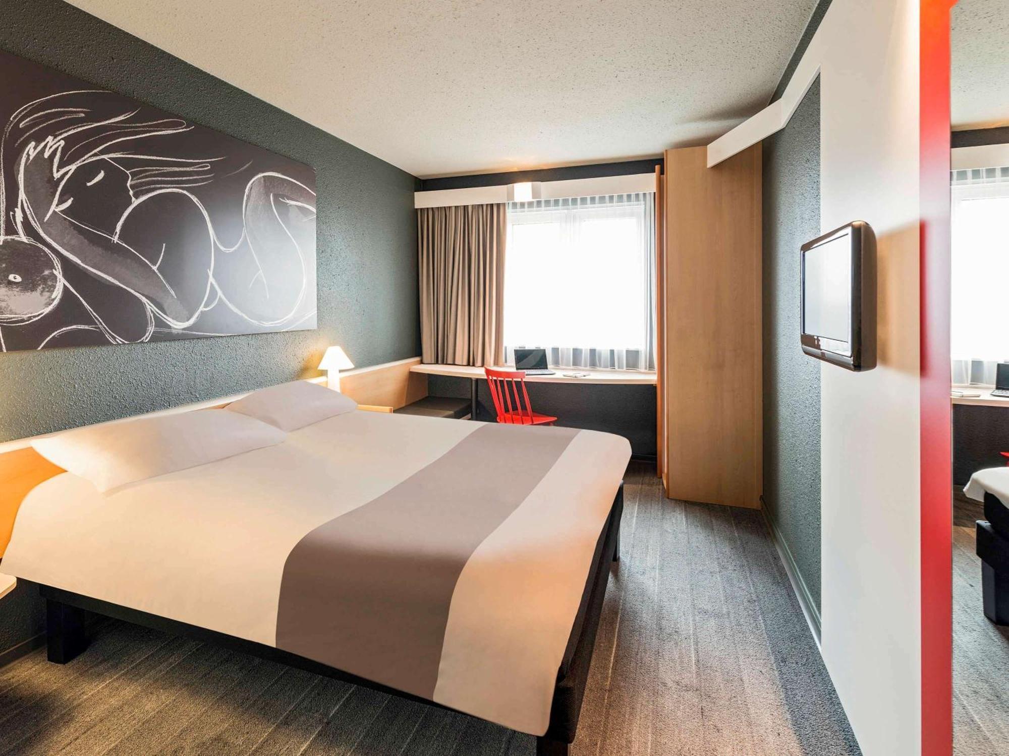 Ibis Spandau Hotel 2*